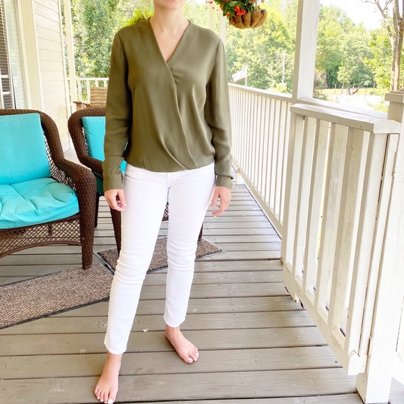 DVF Marci Faux Wrap Silk Olive Blouse NWT - Picture 4 of 16